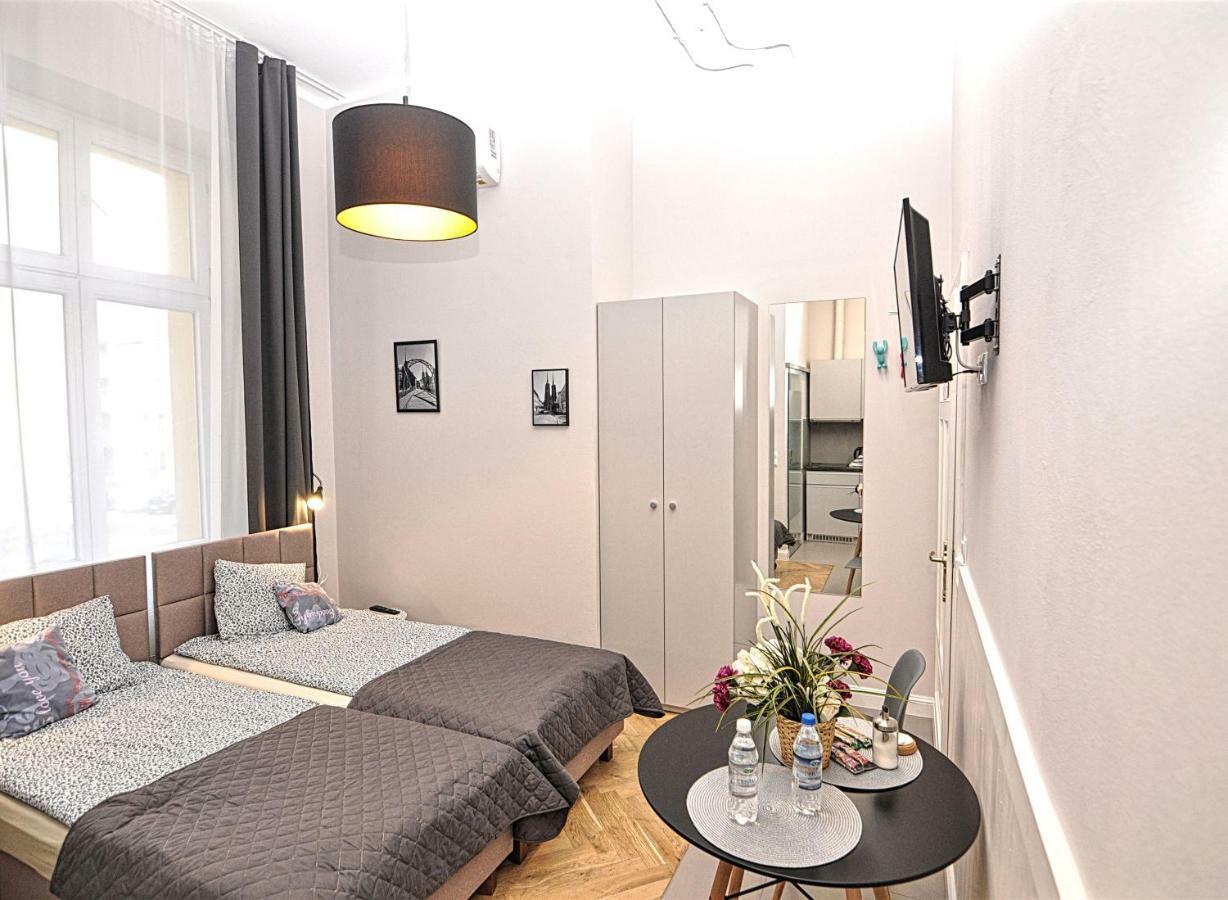 Wroclaw City Apartments Ngoại thất bức ảnh